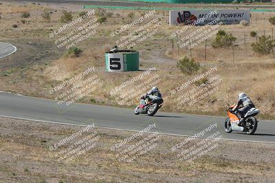 media/Apr-20-2025-AHRMA (Sun) [[393a79c373]]/Race/Group 11 early race/Turn 4b/